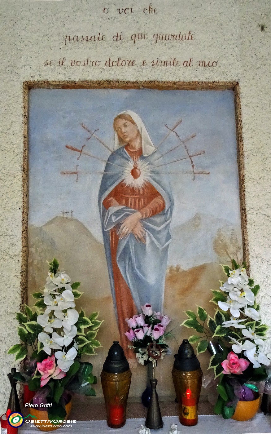 35 Santella Madonna Addolorata.JPG -                                